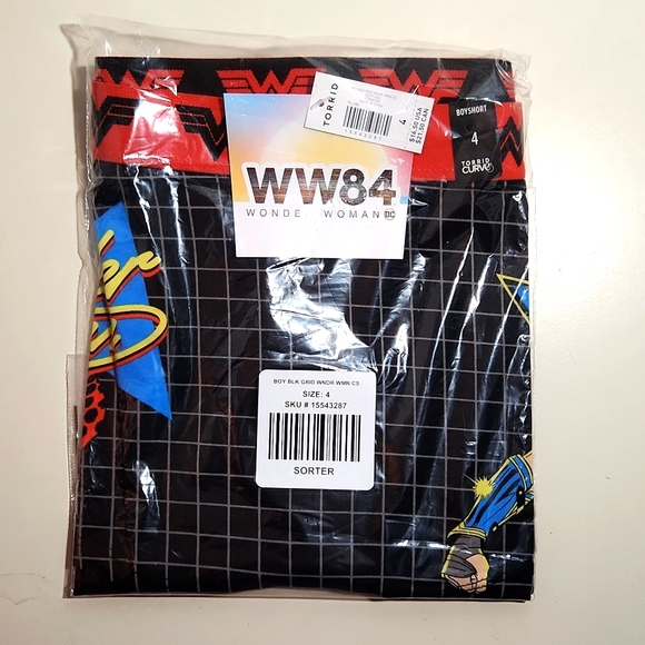 ♥️NWT VINTAGE TORRID WONDER WOMAN PANTY- HIGH RISE - BOYSHORT - PLUS SIZE - Picture 6 of 10